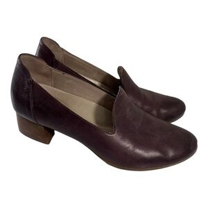 Dansko Preston Heeled Loafer Burnished Wine size 40